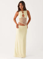 שמלה דגם שקד